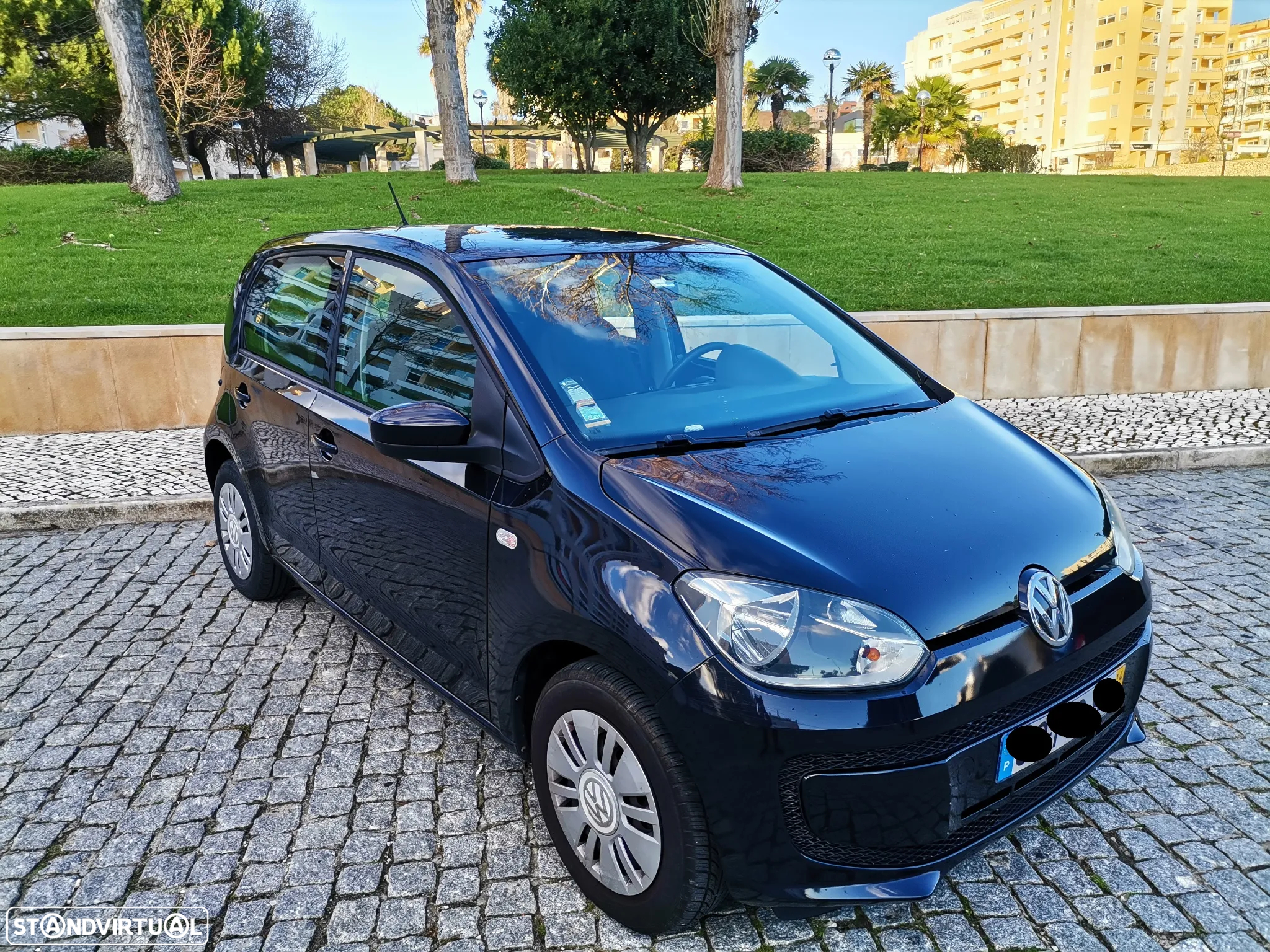 VW Up! 1.0 Move Auto - 2