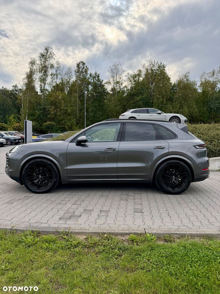 Porsche Cayenne - 15