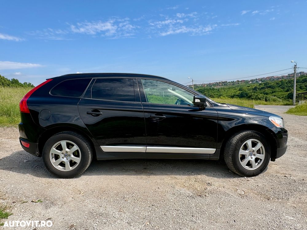 Volvo XC 60 2.4D AWD Momentum - 10