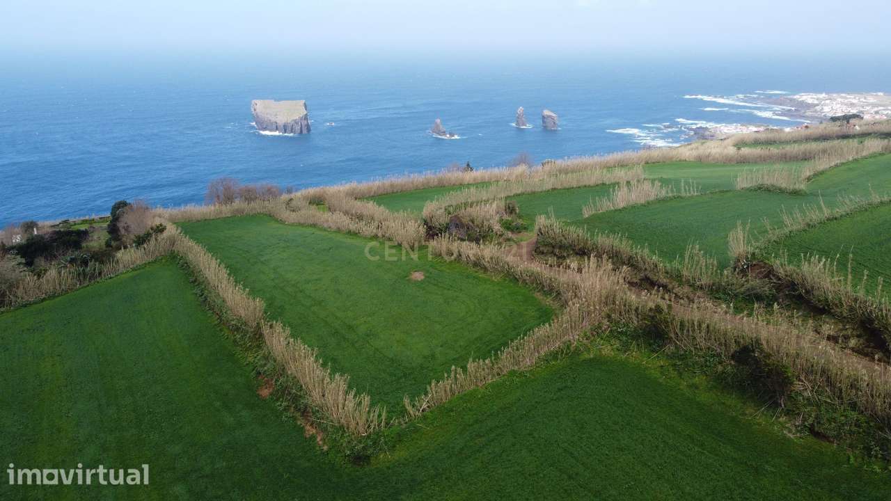 Terreno à venda nos Mosteiros - Grande imagem: 3/4