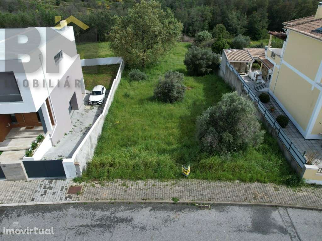 Lote de 744 m2, para construção de moradia isolada na cidade de Cas... - Grande imagem: 2/3