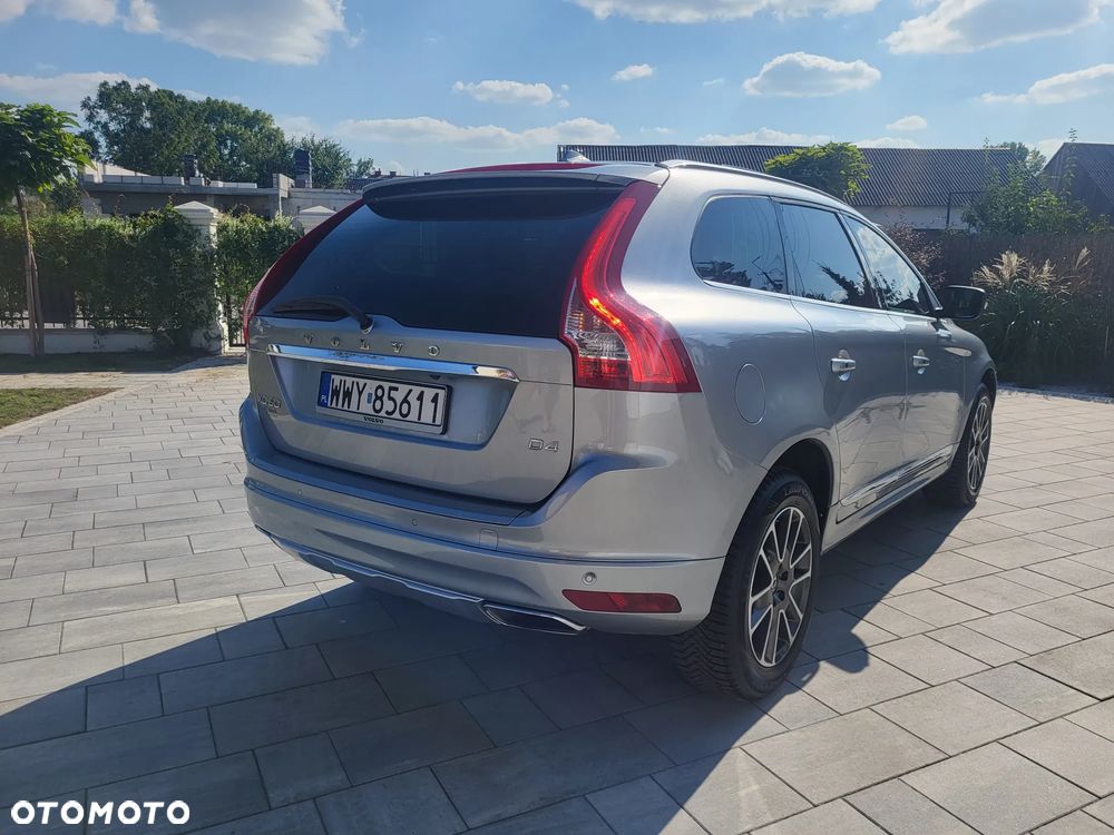 Volvo XC 60 D4 Drive-E Momentum - 11