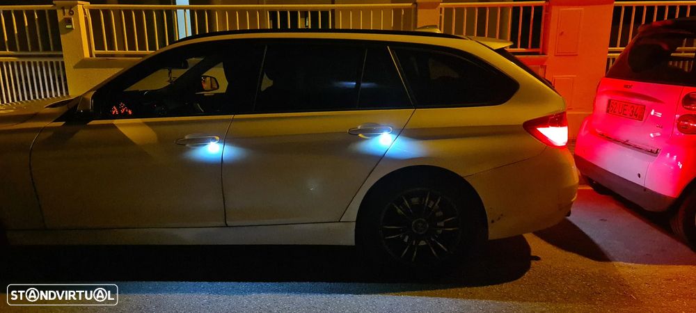 BMW 318 d Touring Luxury Line - 2