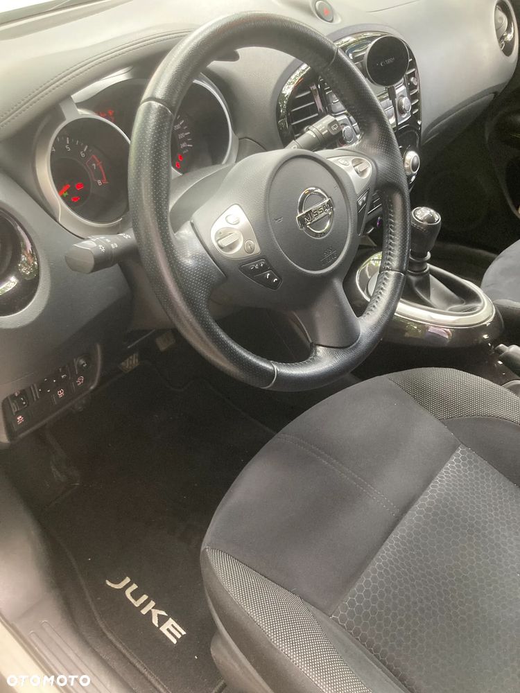 Nissan Juke 1.2 DIG-T N-Connecta EU6 - 9