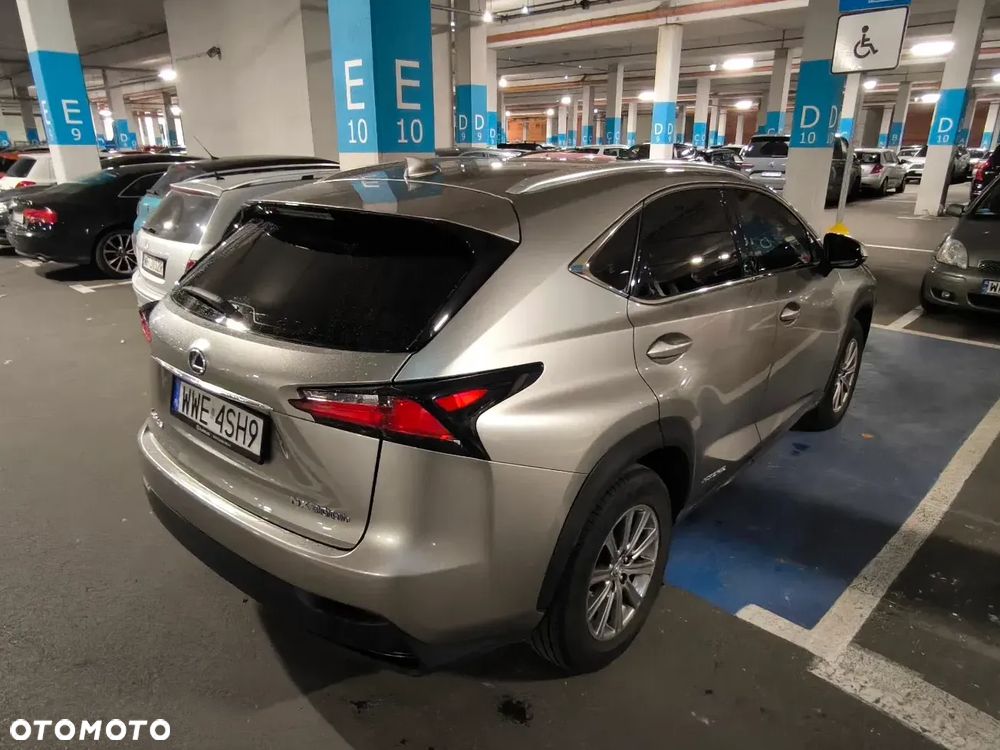 Lexus NX 300h Elegance AWD - 25
