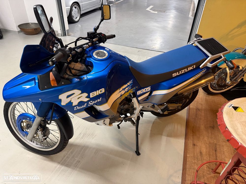 Suzuki DR 800 Big - 4