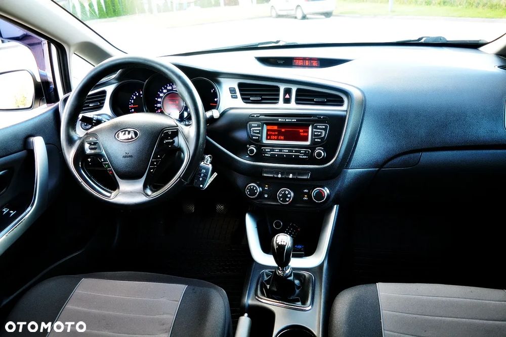 Kia Ceed 1.6 CRDi M - 8
