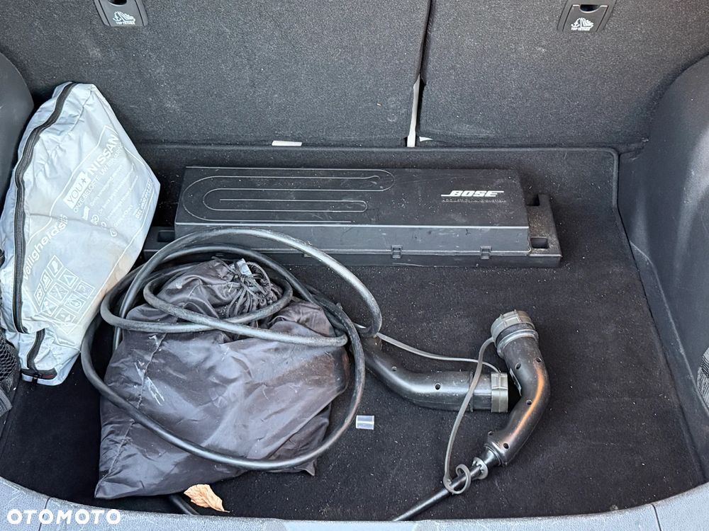 Nissan Leaf 40 kWh Tekna - 32