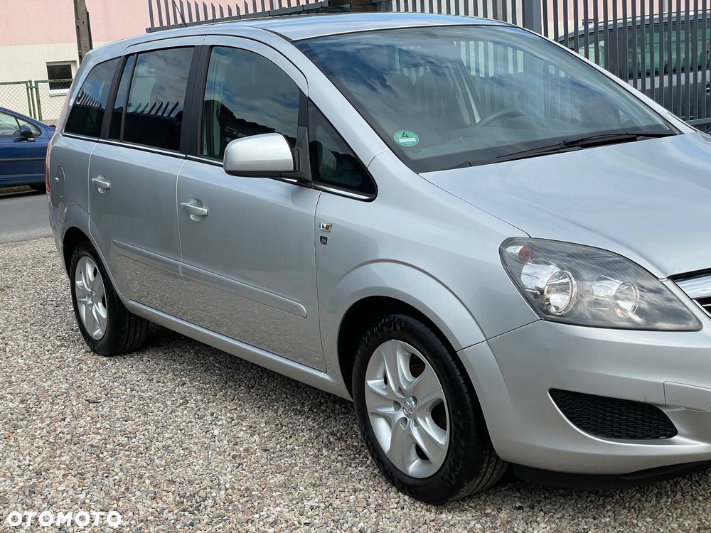 Opel Zafira 1.9 CDTI Edition 111 Jahre - 10