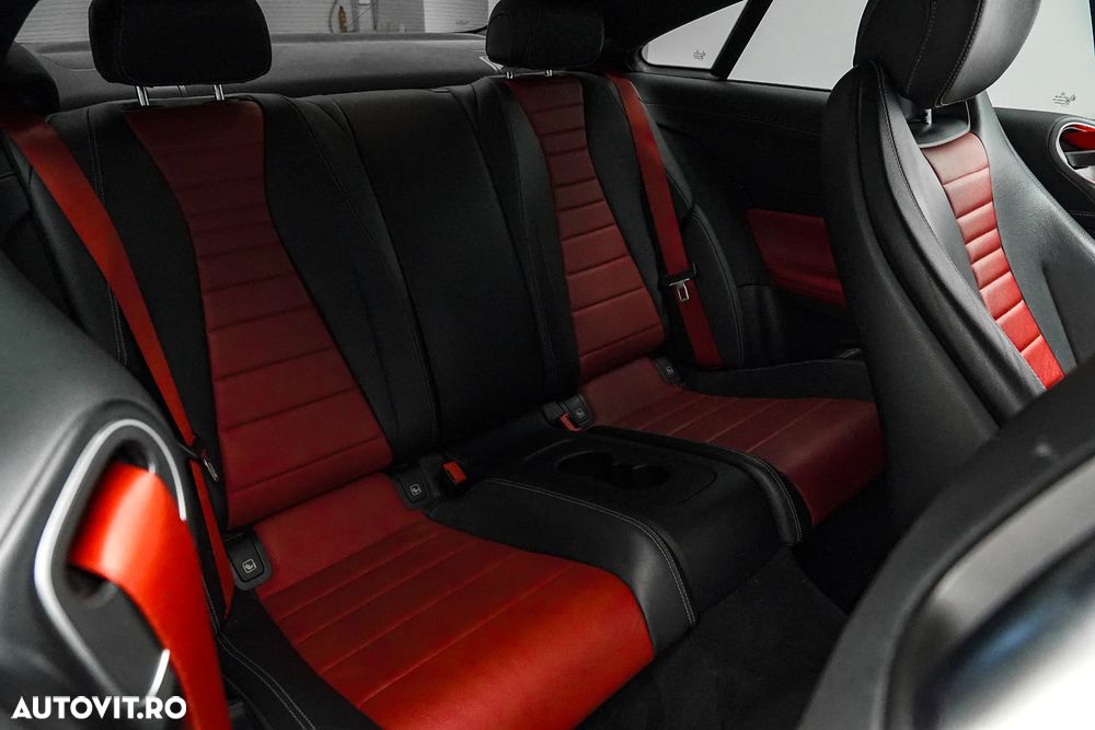 Mercedes-Benz E 300 9G-TRONIC AMG Line - 16