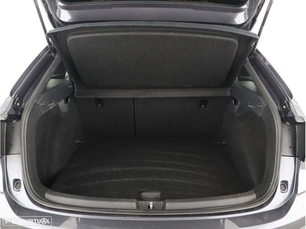 VW Taigo 1.0 TSI R-Line DSG - 21