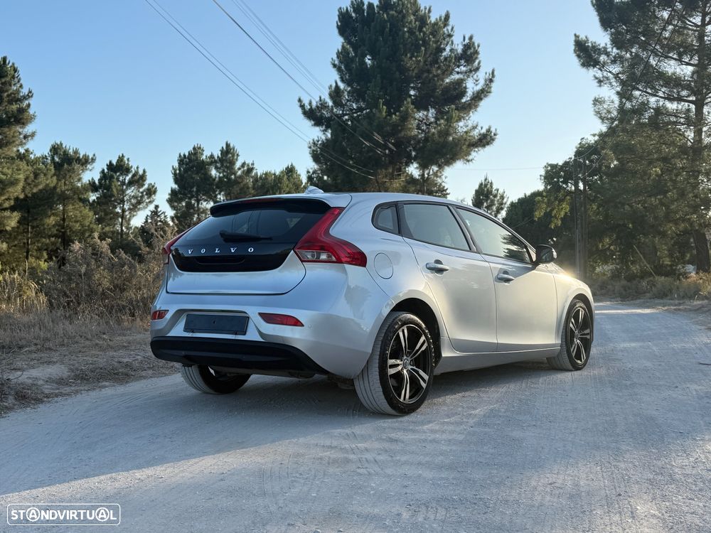 Volvo V40 2.0 D2 Kinetic - 7