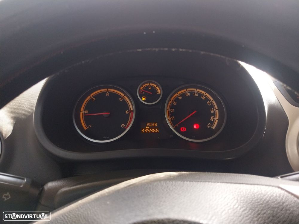 Opel Corsa 1.3 CDTI CMON - 12