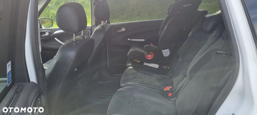 Ford S-Max - 7