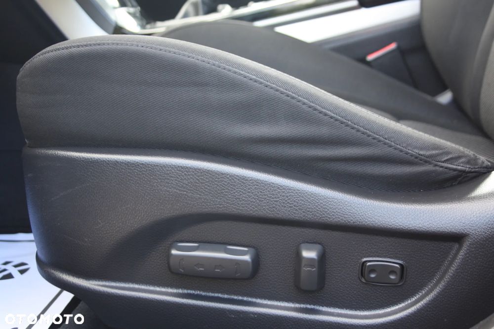 Hyundai i40 1.6 GDI Comfort + - 31