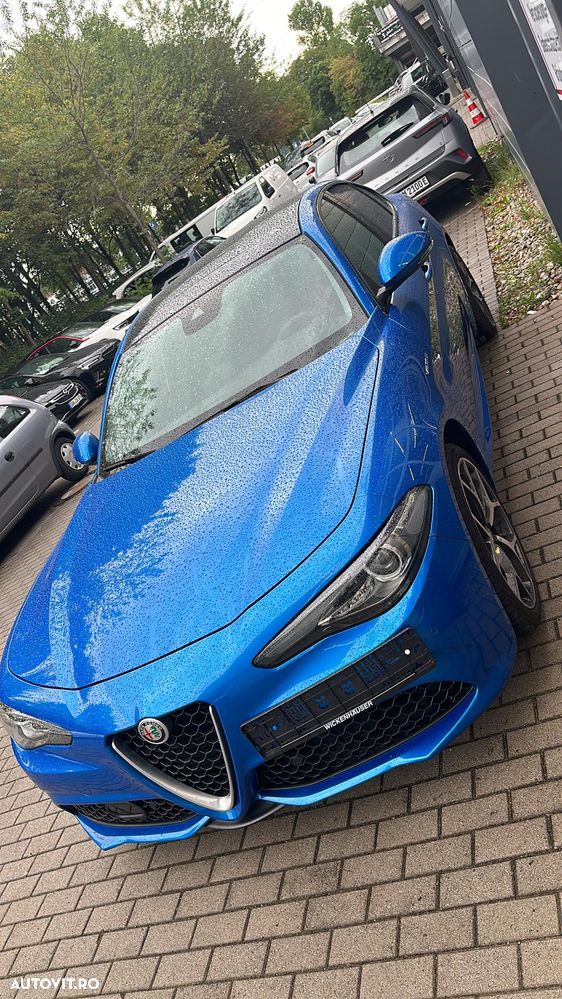 Alfa Romeo Giulia 2.0 Turbo 16V AT8 Veloce - 4