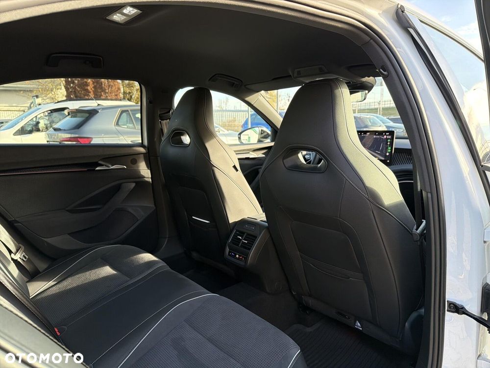 Skoda Superb - 19