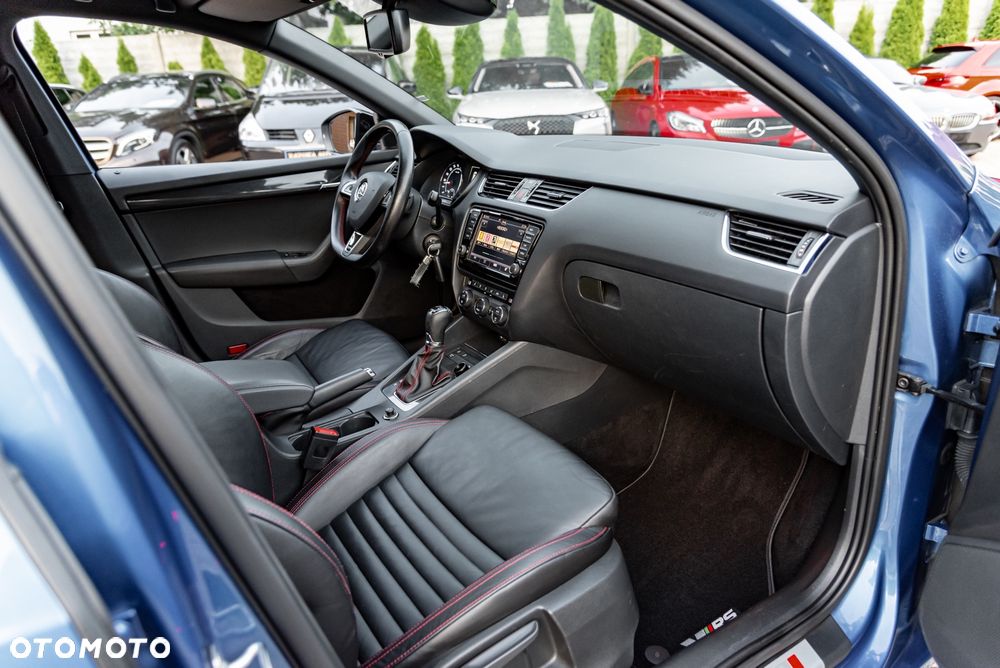 Skoda Octavia 2.0 TDI 4x4 RS DSG - 23