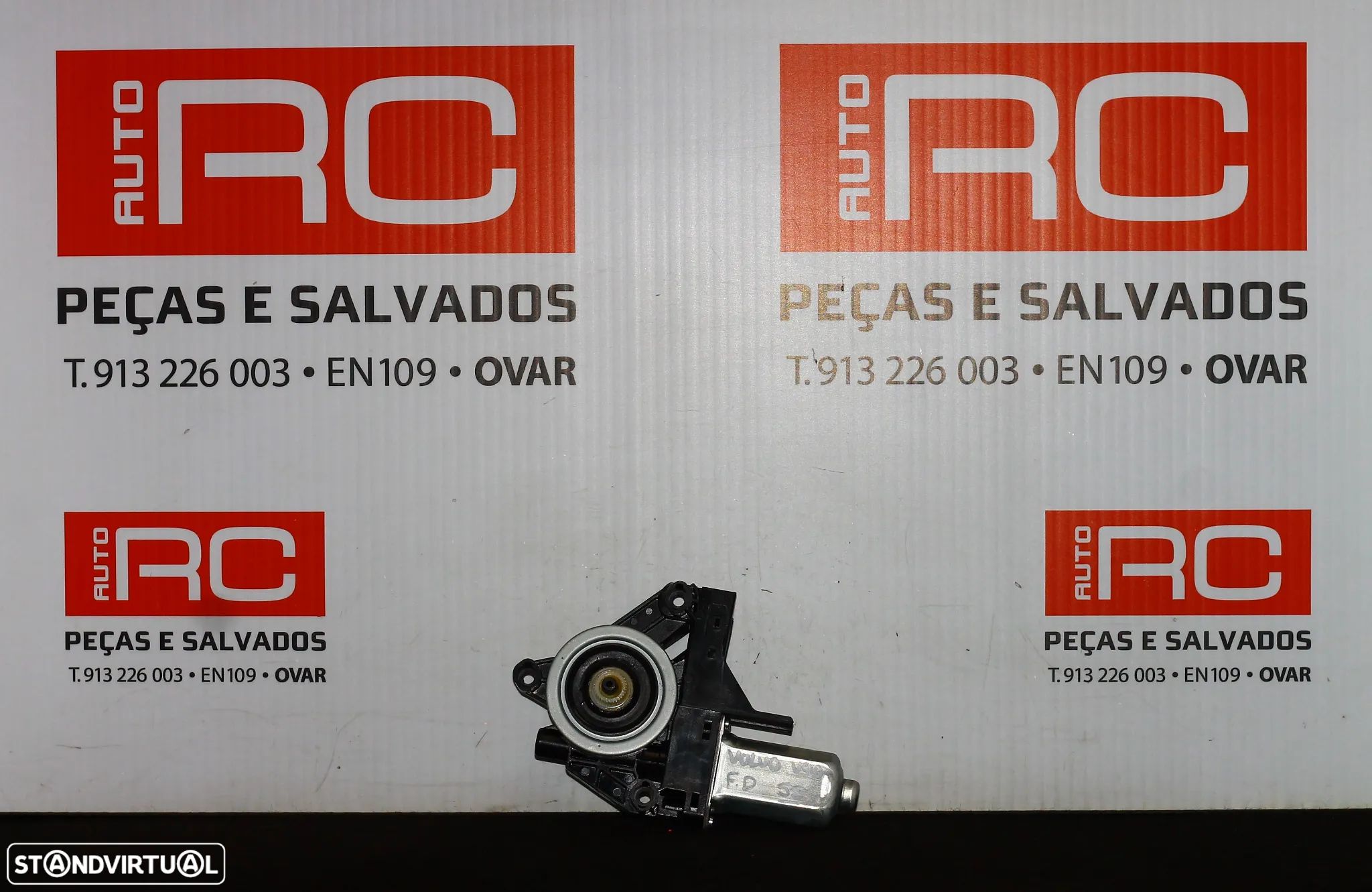 MOTOR ELEVATÓRIO DO VIDRO DIANTEIRO DIREITO VOLVO V60 - 1