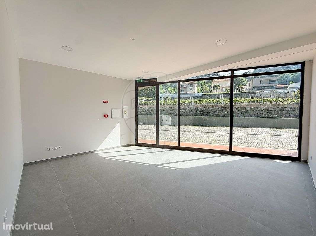 Loja  para arrendamento - Grande imagem: 5/16