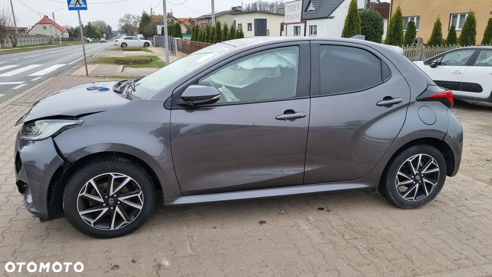Toyota Yaris 1.5 VVT-i Style - 11