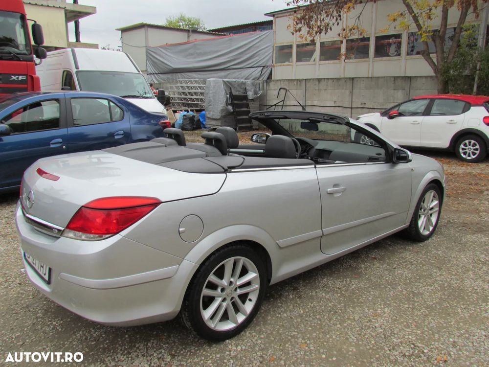 Opel Astra 1.6 Cosmo - 4