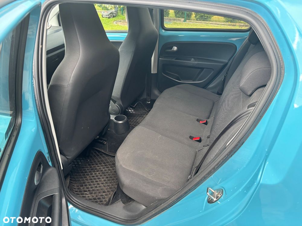 Volkswagen up! R-Line - 24