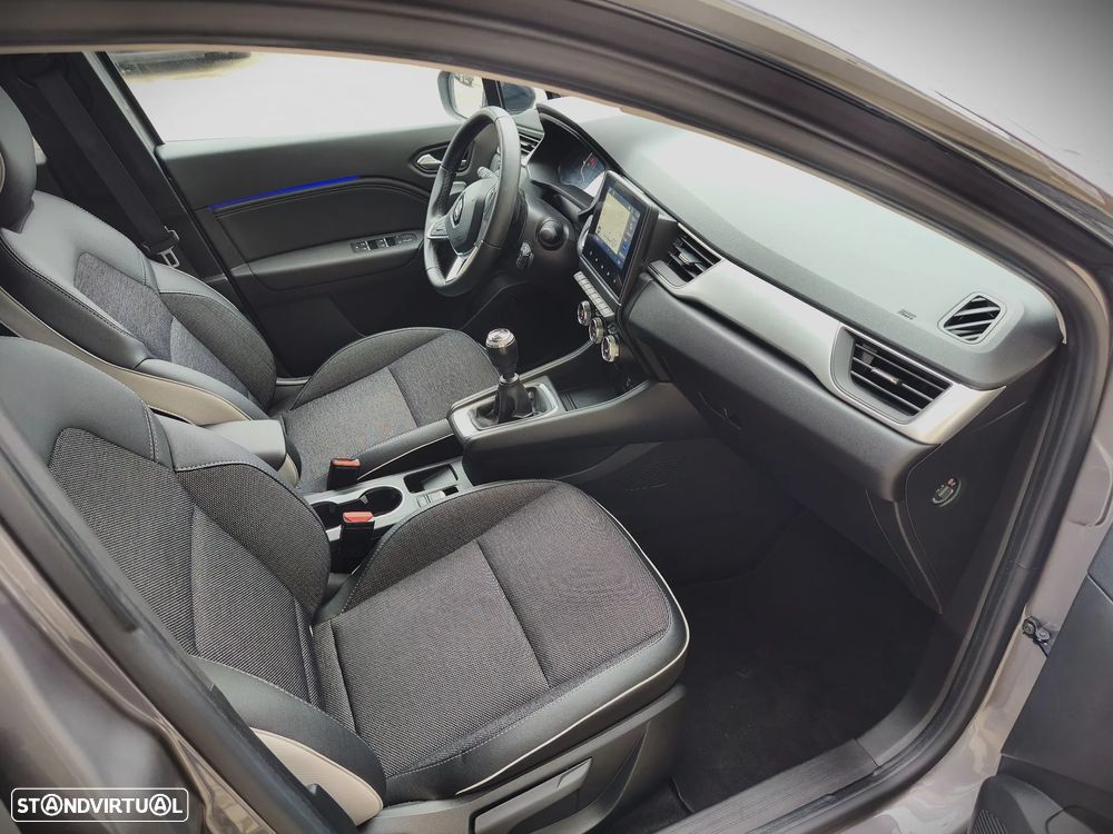 Renault Captur 1.0 TCe Techno Bi-Fuel - 8