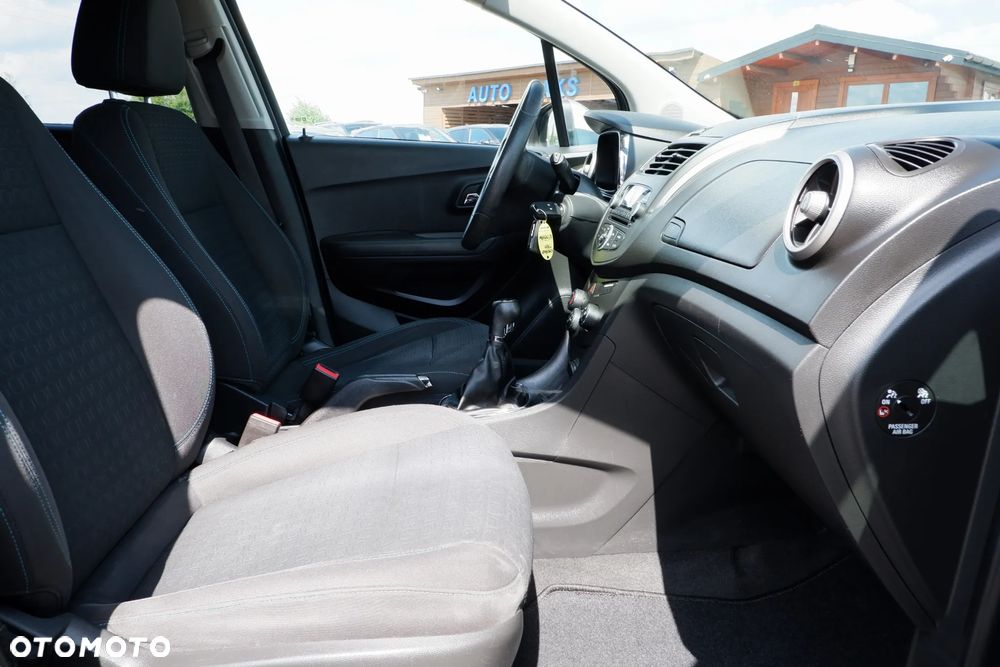 Chevrolet Trax 1.6 LS - 9