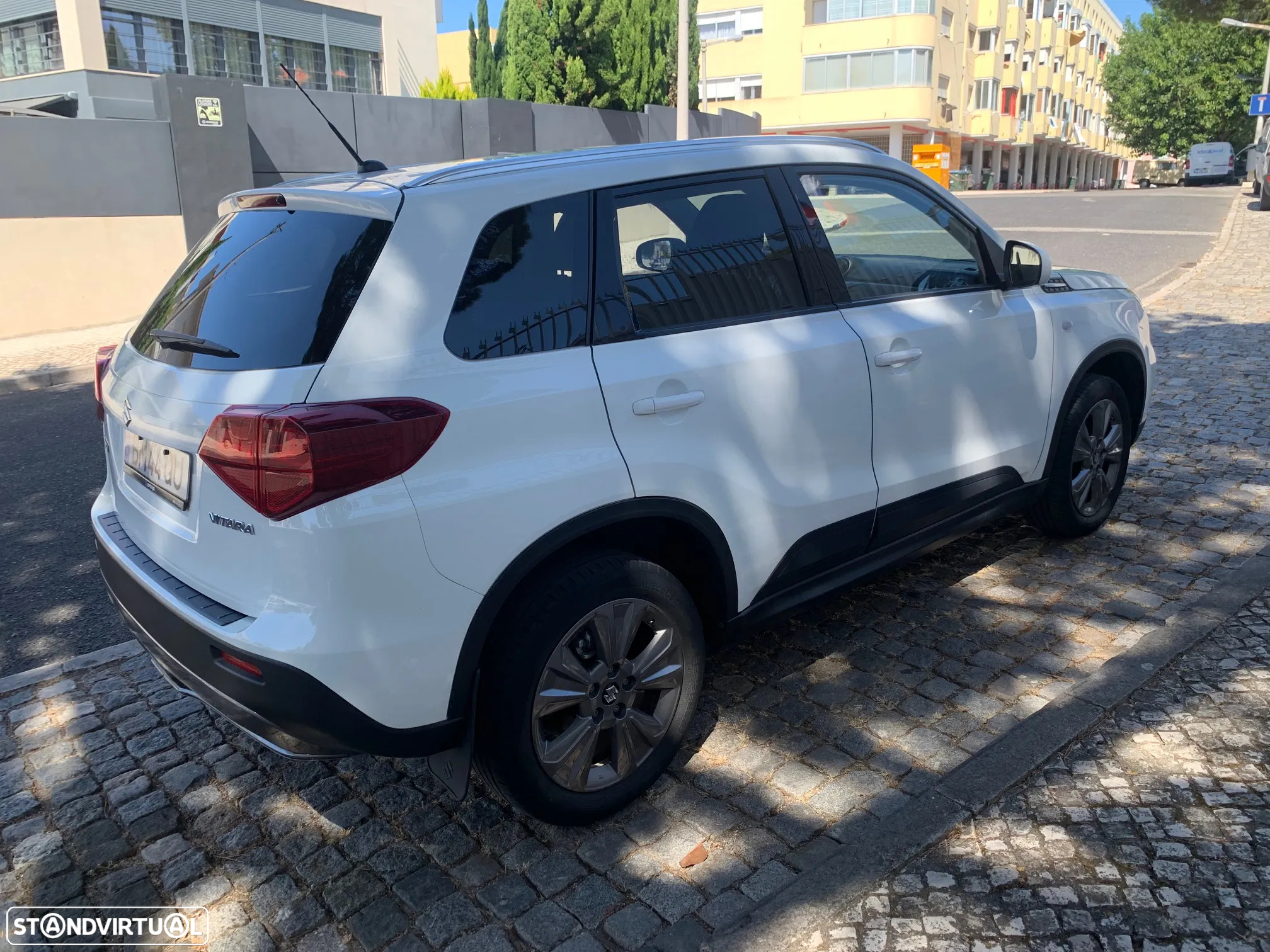 Suzuki Vitara 1.0T GLE - 3