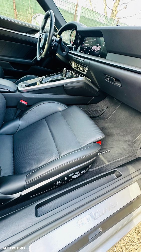 Porsche 911 Turbo - 14