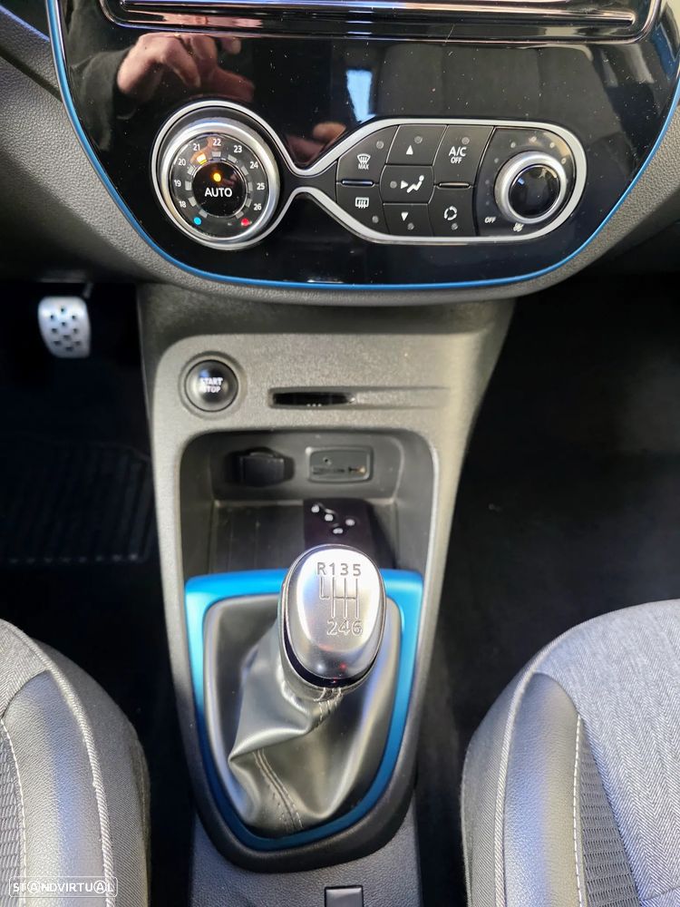 Renault Captur 1.2 TCe Exclusive XMOD - 38