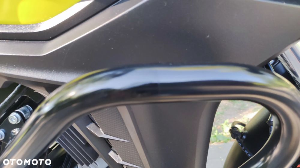 Suzuki V-STROM - 34
