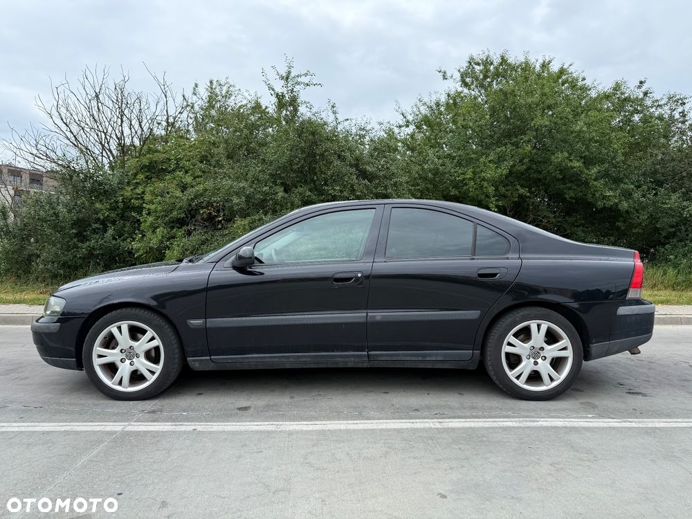 Volvo S60 ver-2-4d5-rubin - 8