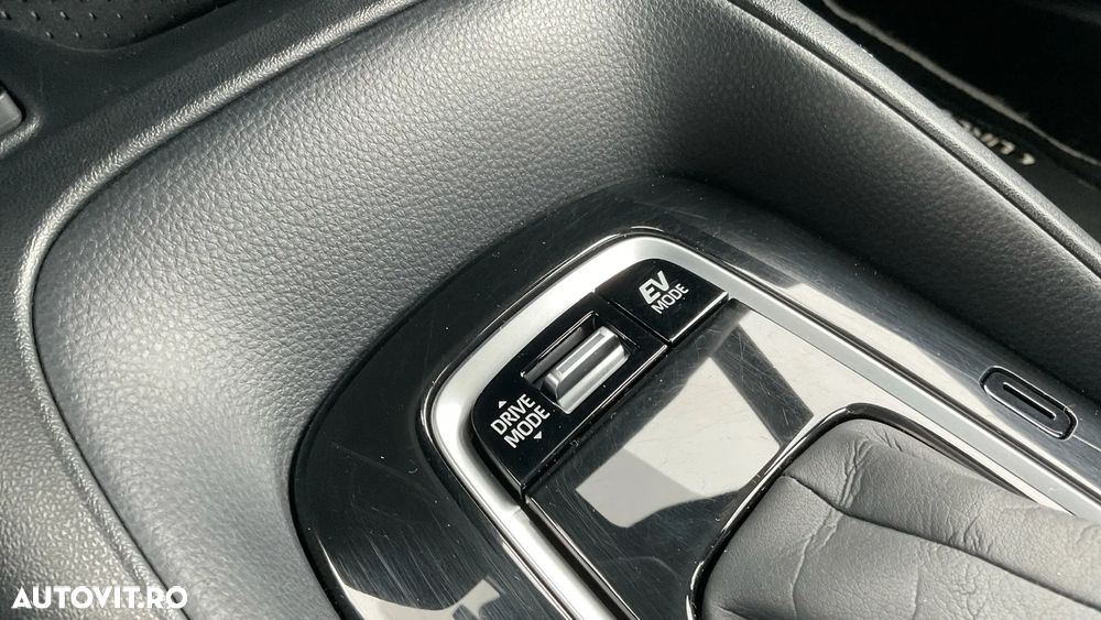 Toyota Corolla 1.8 HSD Dynamic - 12