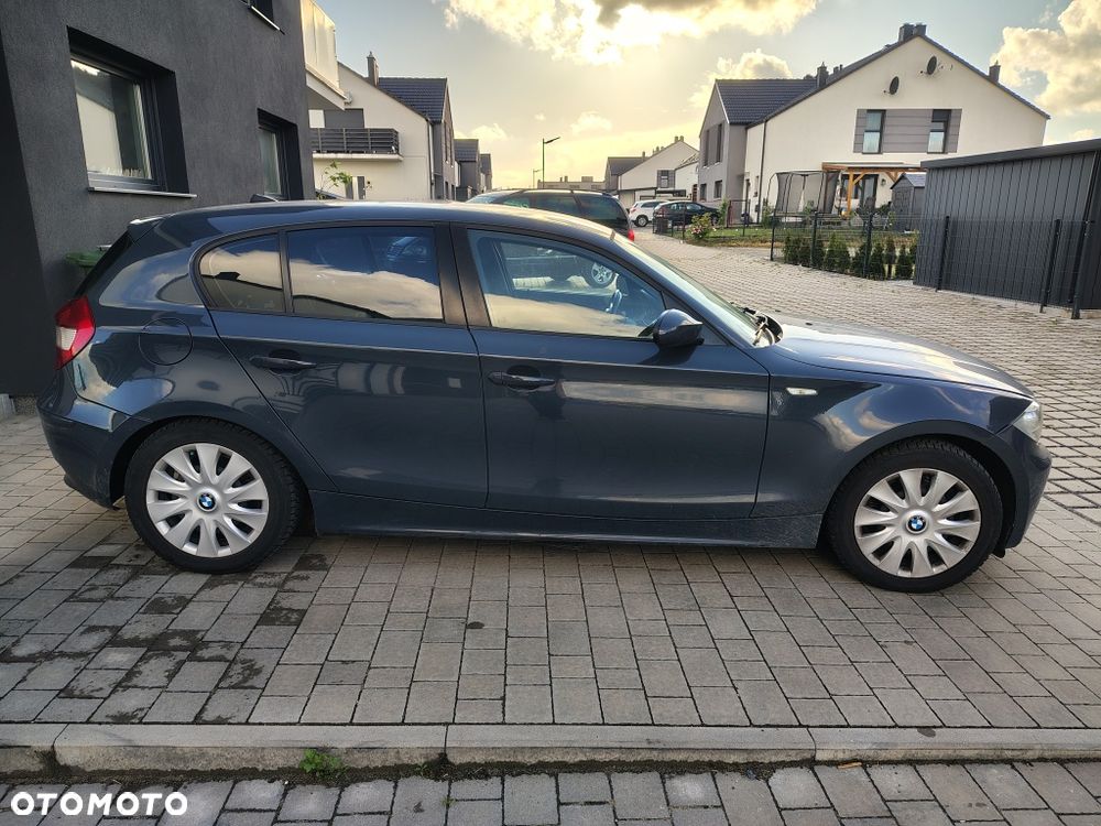 BMW Seria 1 - 1