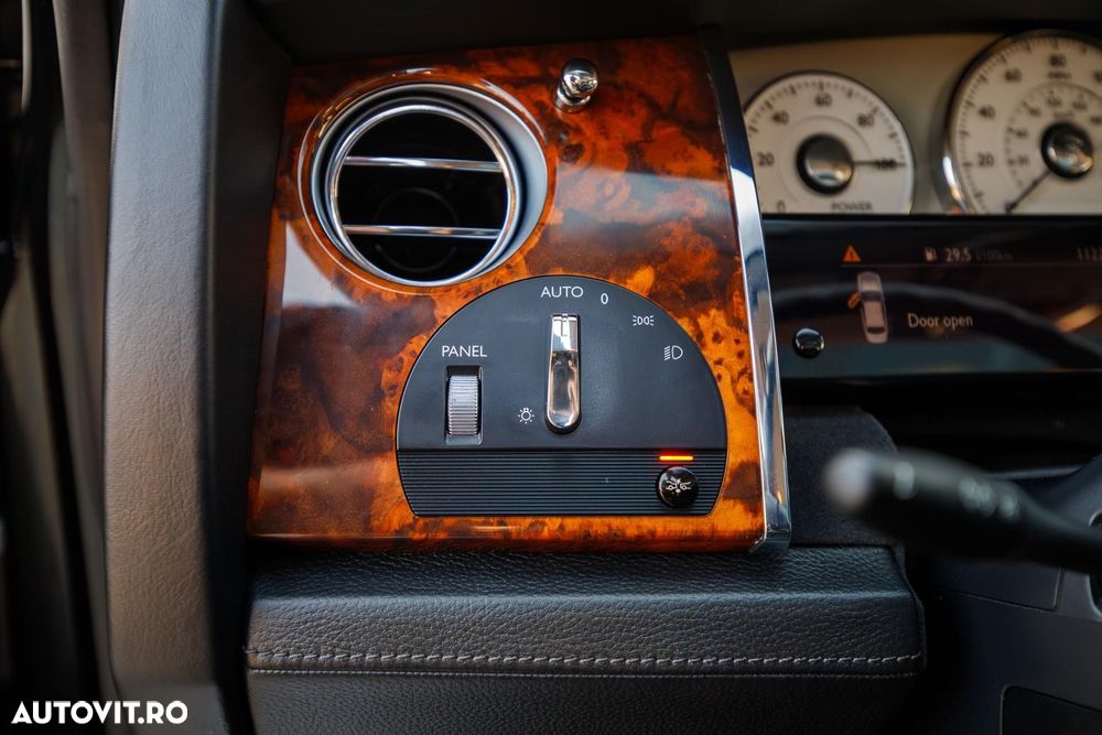 Rolls-Royce Ghost - 33