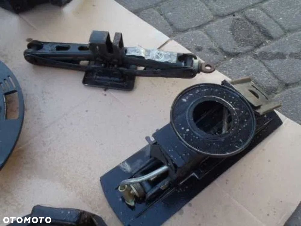 etui uchwyt piórnik do lewarek podnośnik fiat seicento cinQecento uno panda punto - 1