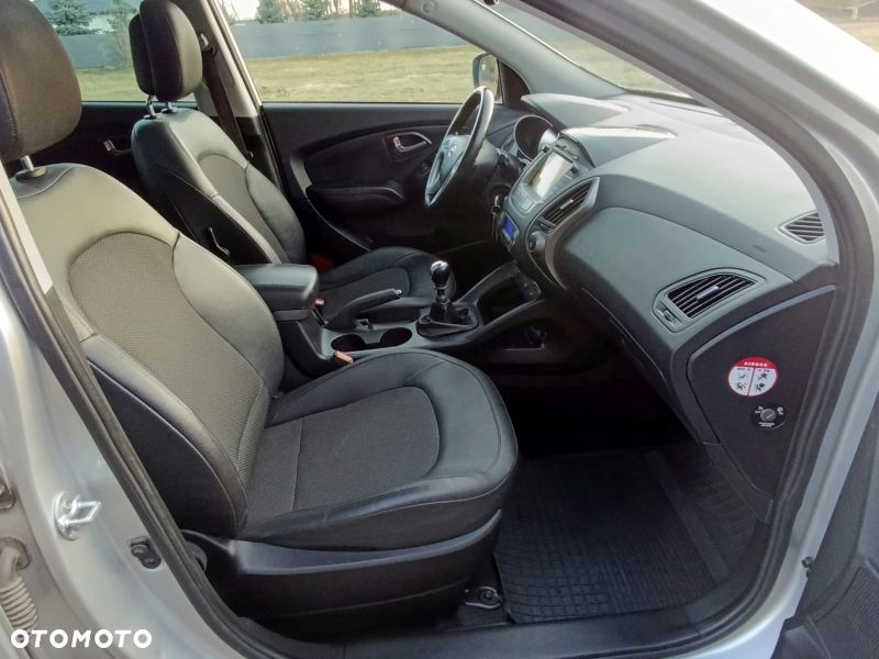 Hyundai ix35 1.7 CRDi 2WD Fifa World Cup Edition - 10