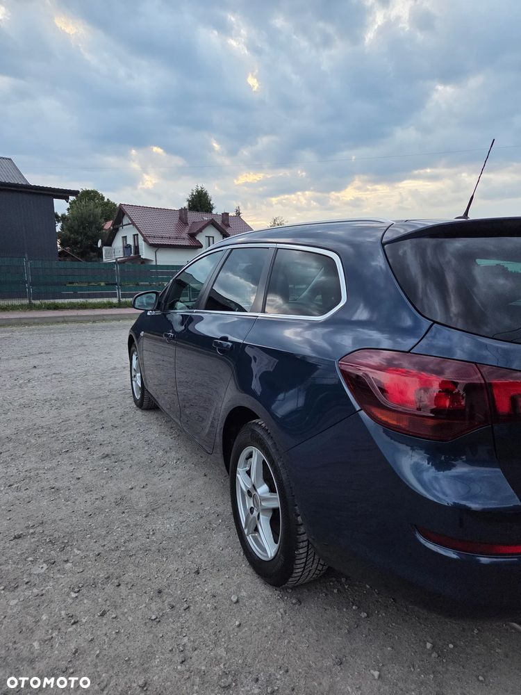 Opel Astra 1.6 Turbo Sport - 20