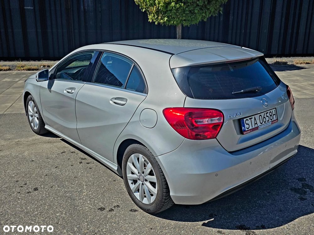 Mercedes-Benz Klasa A 180 (BlueEFFICIENCY) - 8