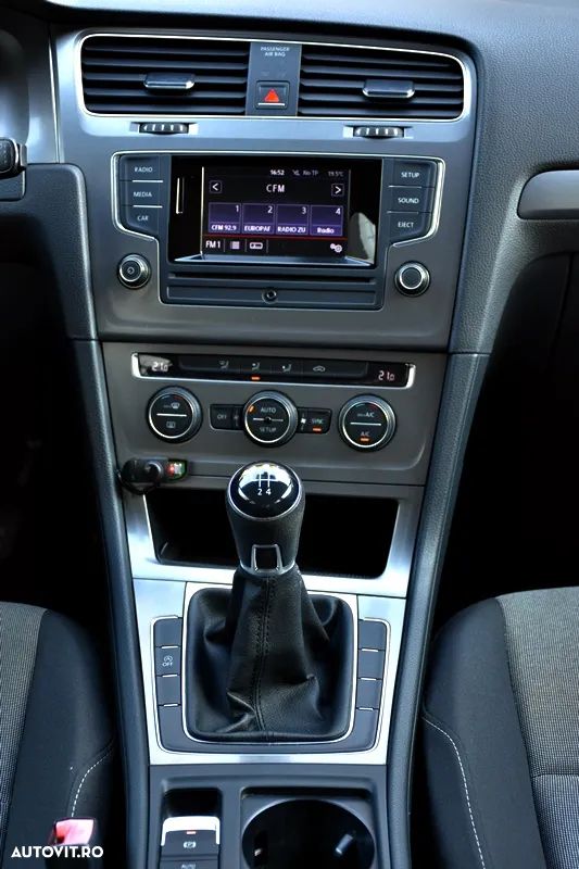 Volkswagen Golf 1.6 TDI BMT Trendline - 16