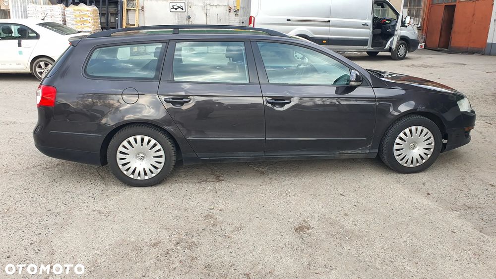 Volkswagen Passat 2.0 TDI Comfortline Optimum DSG - 14