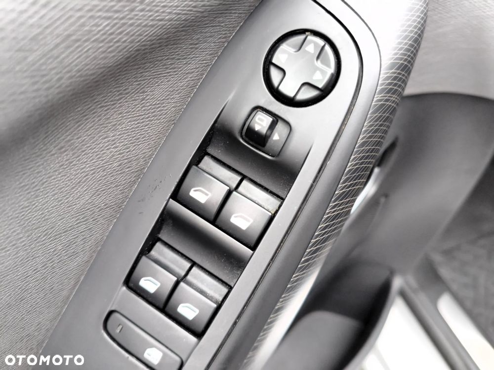 Citroën C4 Picasso BlueHDi 120 Exclusive - 22