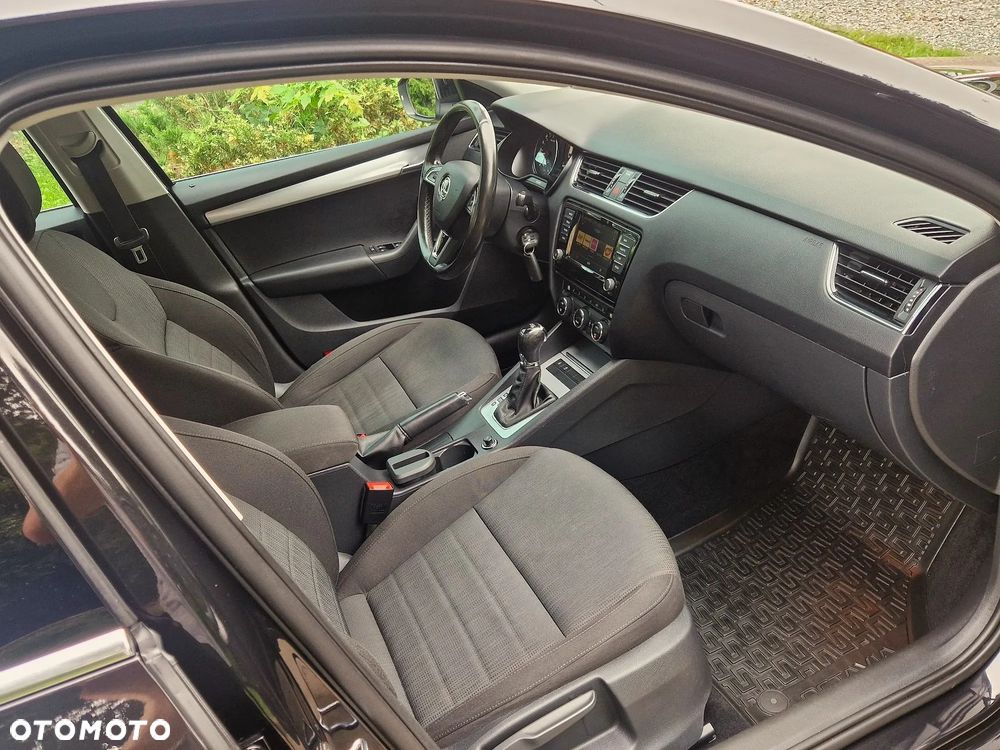 Skoda Octavia 2.0 TDI DSG Style - 16