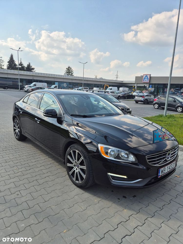 Volvo S60 T5 Drive-E R-Design Momentum - 2