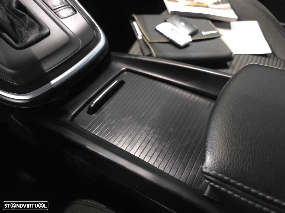 Renault Scénic 1.5 dCi Exclusive EDC - 40