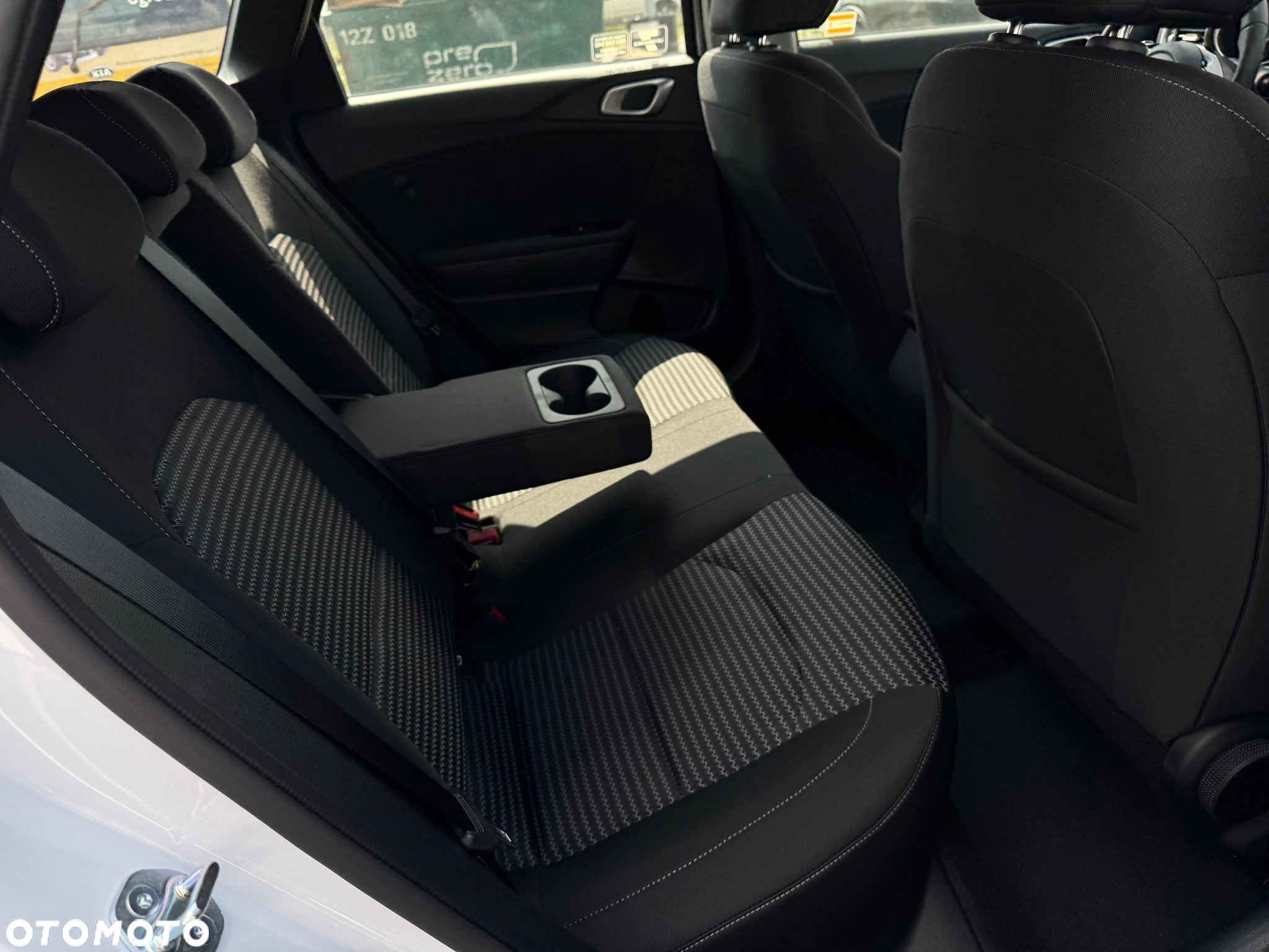 Kia Ceed 1.5 T-GDI M DCT - 11