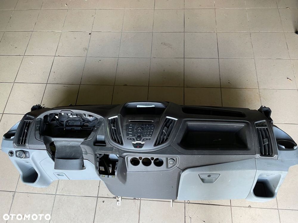 DESKA KONSOLA FORD TRANSIT MK8 14-18r - 1