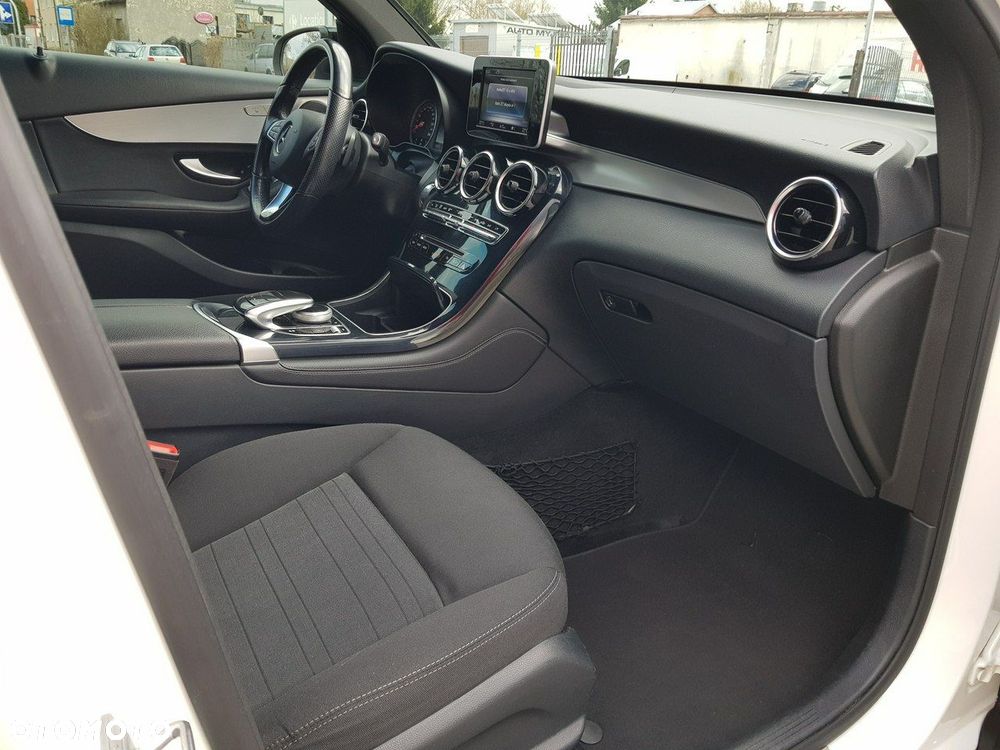 Mercedes-Benz GLC 220 d 4-Matic - 16